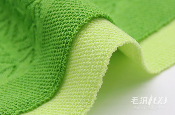 Durable Polyester Recycled Wool Yarn Multipurpose Fluffy Elastic