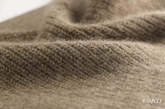 Brushed Fleece Wool Blend Yarn 2/24NM Anti Pilling Practical
